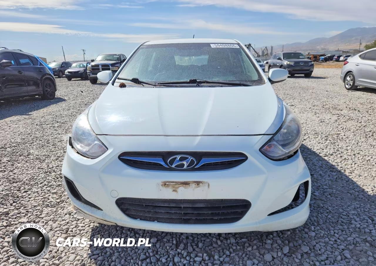 2013 Hyundai Accent Gs VIN:KMHCT5AE8DU107304 - 5