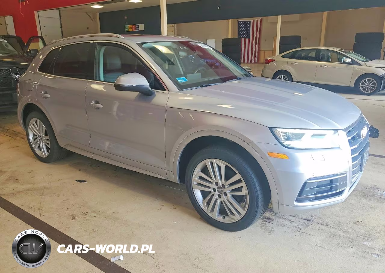 2018 Audi Q5 Premium Plus VIN:WA1BNAFY7J2135358 - 4