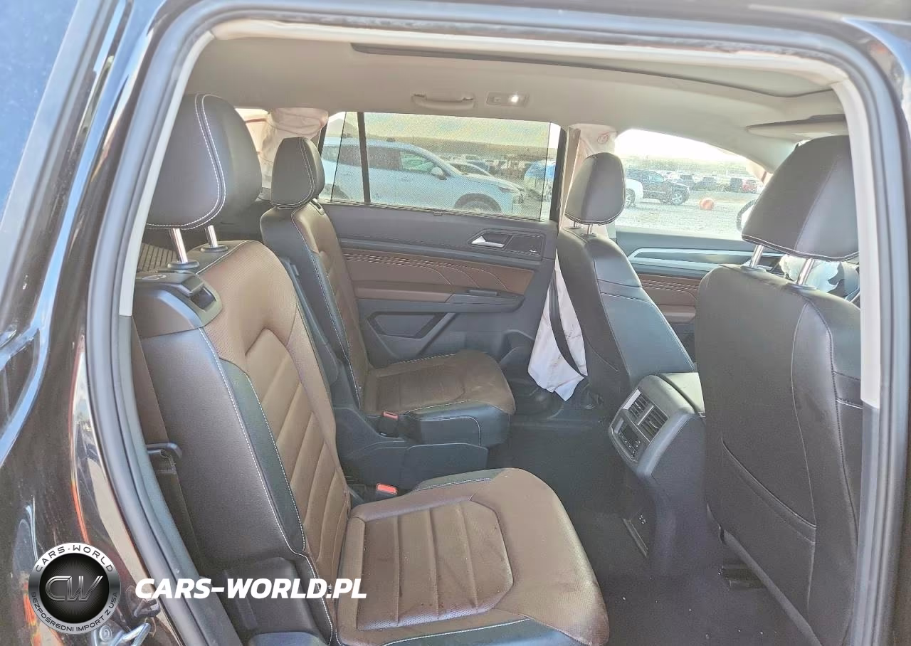 2023 Volkswagen Atlas Sel Premium R-Line VIN:1V2FR2CA8PC527467 - 10