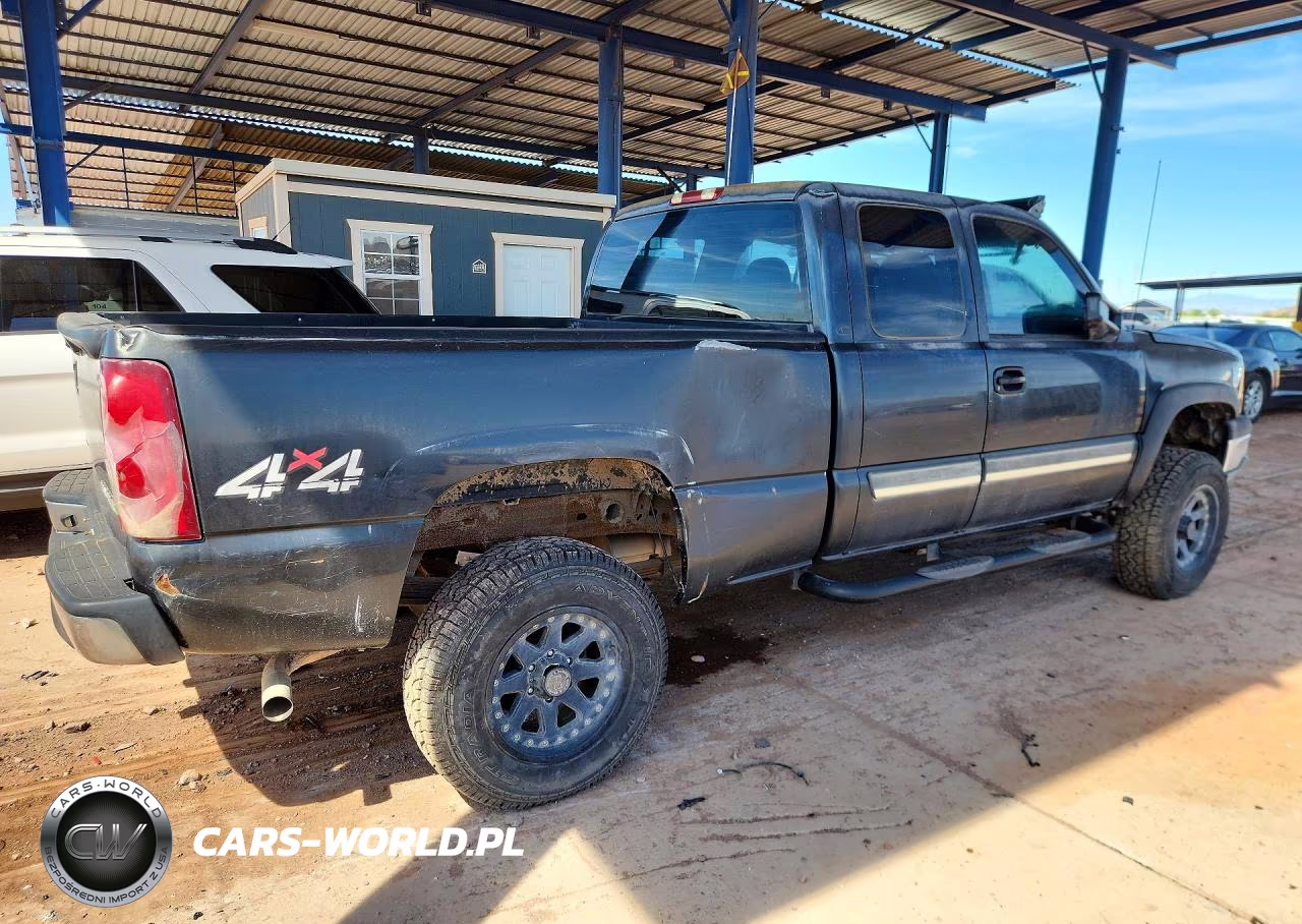 2003 Chevrolet Silverado K1500 VIN:1GCEK19V73E244790 - 3