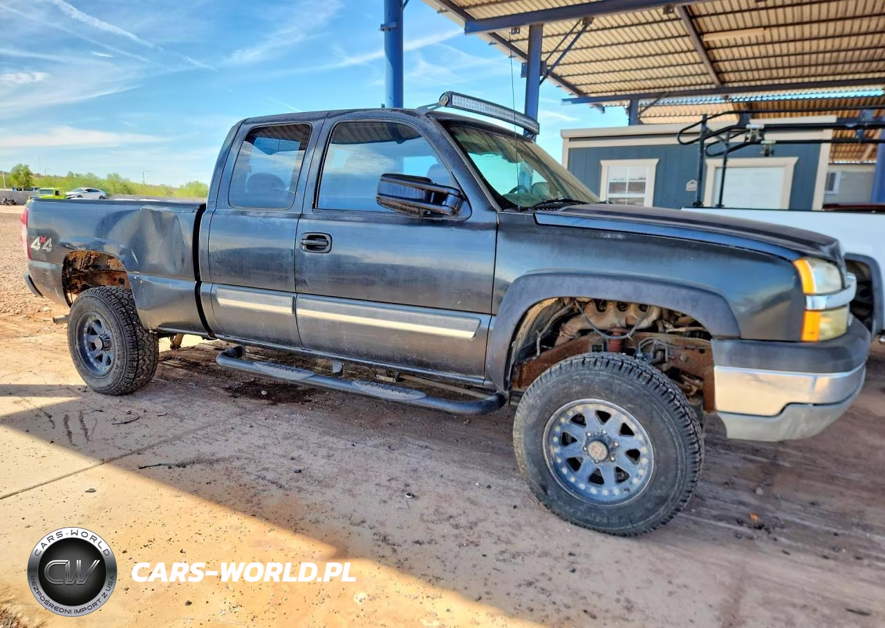 2003 Chevrolet Silverado K1500 VIN:1GCEK19V73E244790 - 4