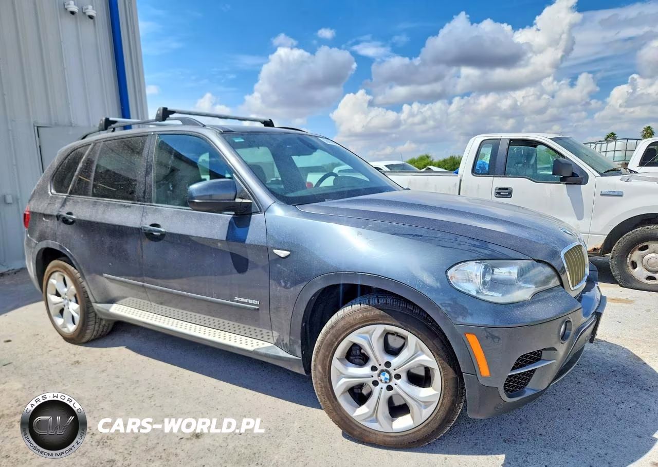 2012 BMW X5 xDrive50I VIN:5UXZV8C52CL425302 - 4