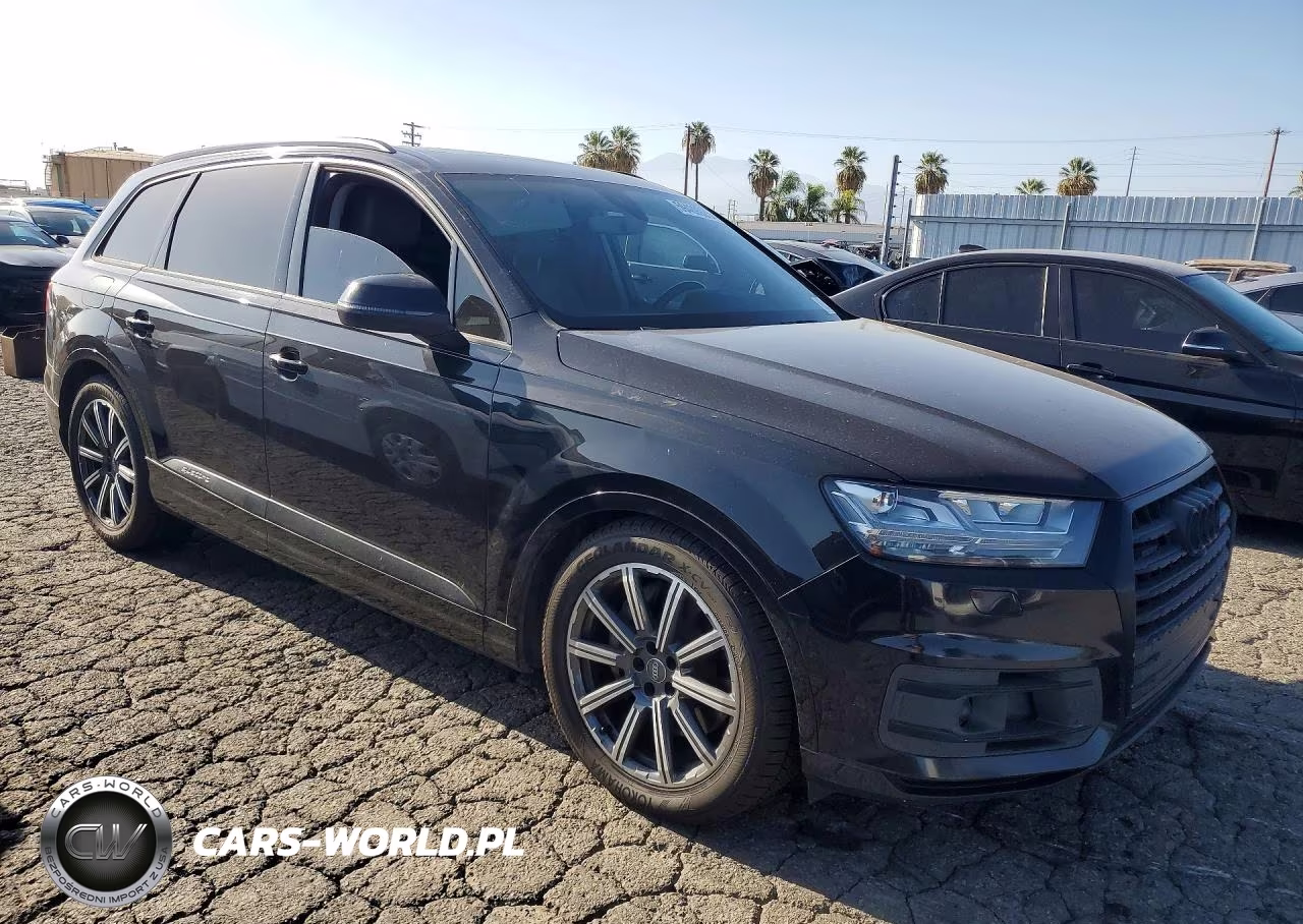 2017 Audi Q7 Prestige VIN:WA1VABF75HD006376 - 4
