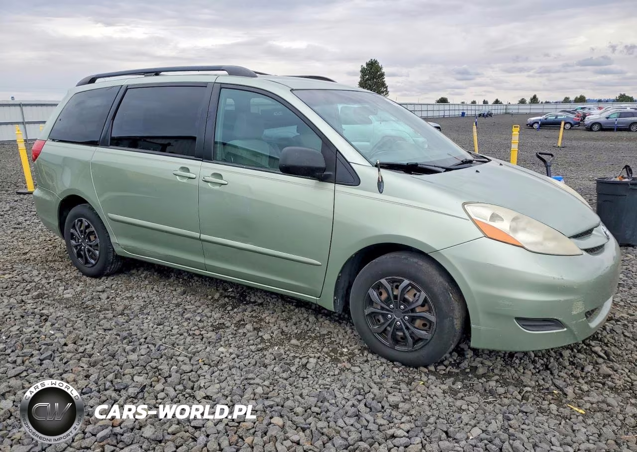 2007 Toyota Sienna Le 8-Passenger VIN:5TDZK23C07S017617 - 4