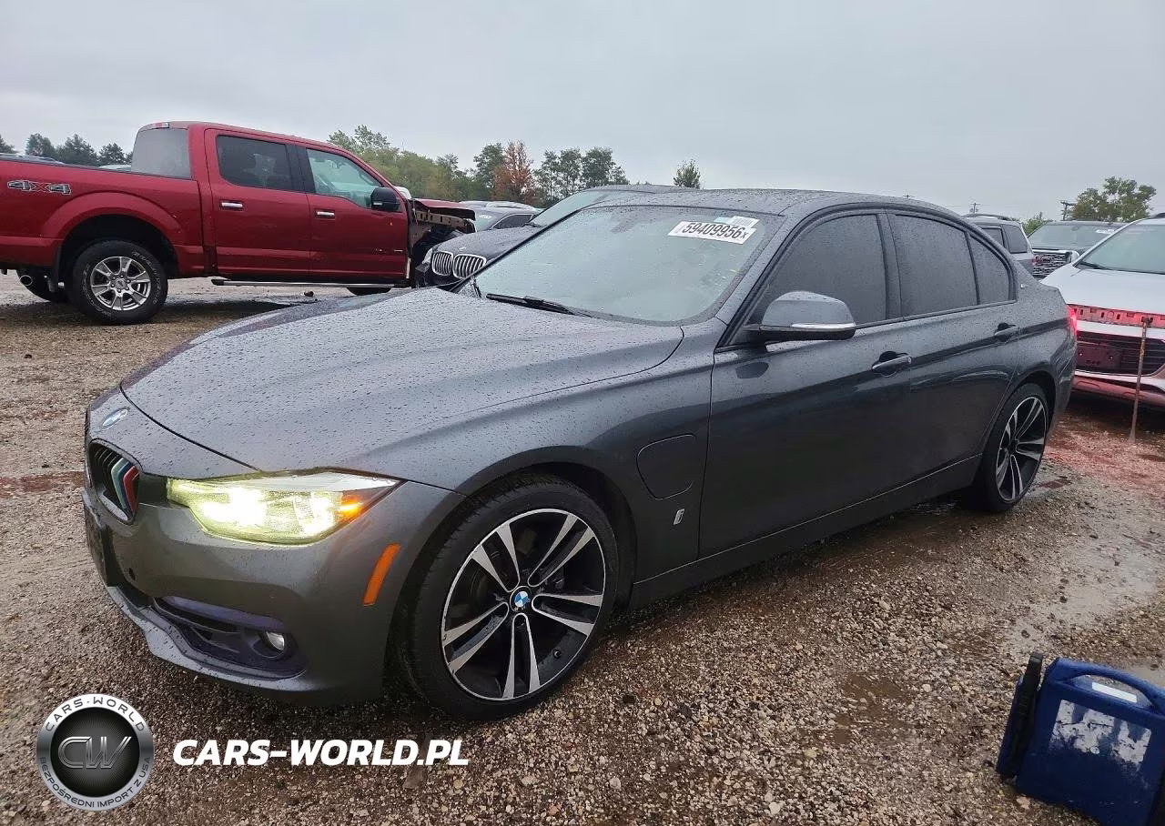 2018 BMW 330E