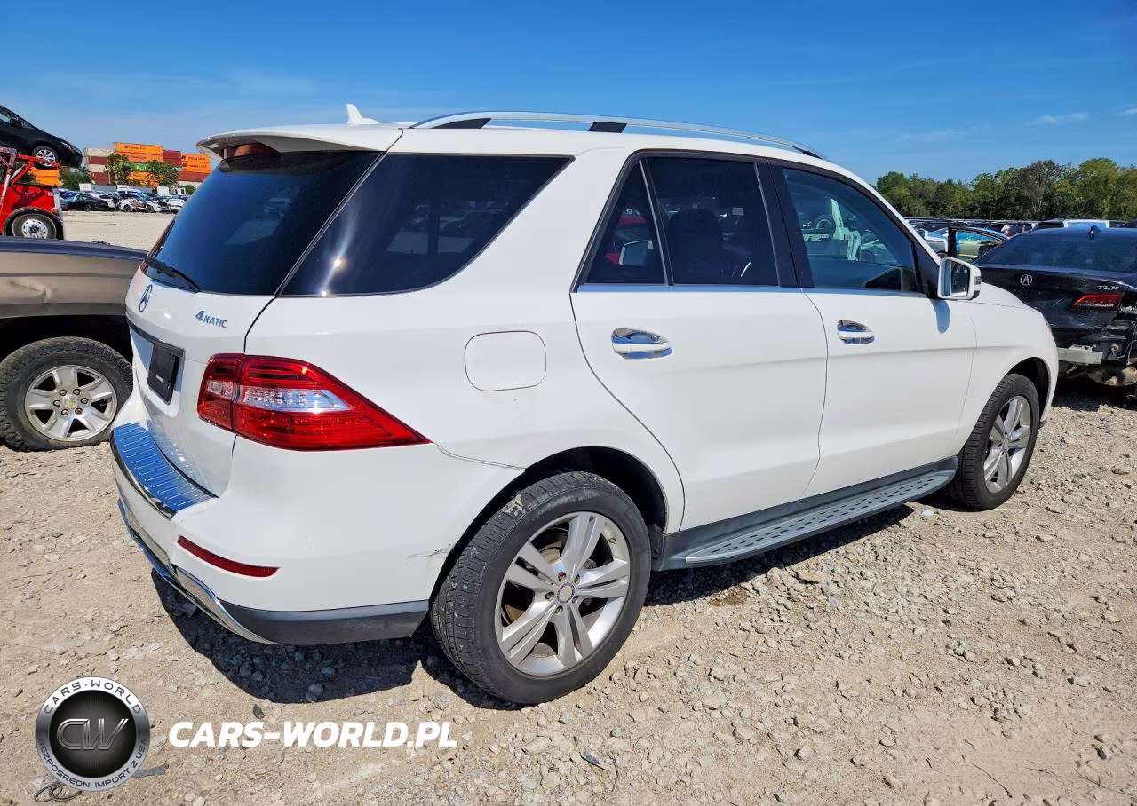 2015 Mercedes-Benz Ml 350 4Matic VIN:4JGDA5HBXFA585105 - 3
