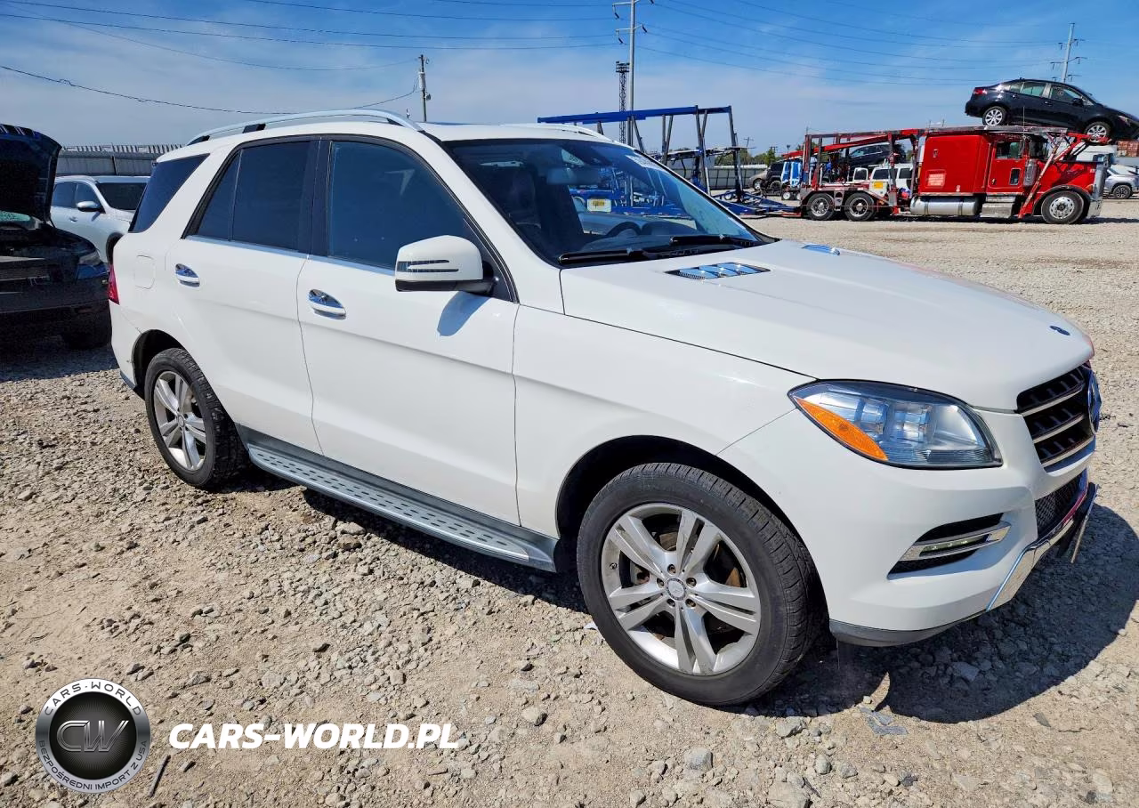 2015 Mercedes-Benz Ml 350 4Matic VIN:4JGDA5HBXFA585105 - 4
