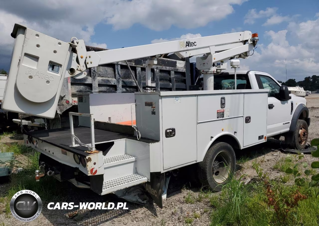 2017 Ford F450 Super Duty VIN:1FDUF4GT2HDA05210 - 3