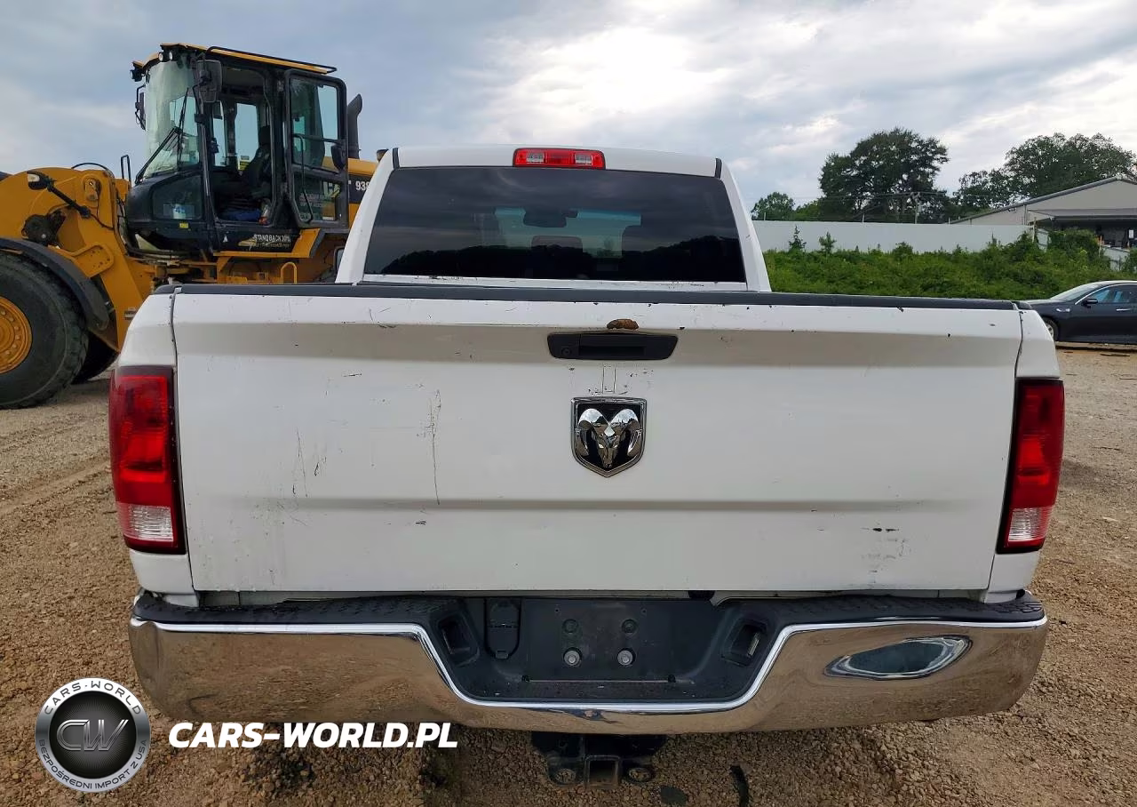 2020 Ram 1500 Classic Tradesman VIN:1C6RR6FG7LS116543 - 6