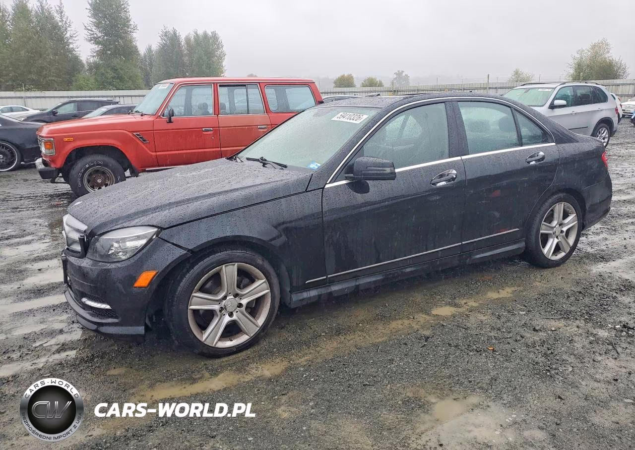 2011 Mercedes-Benz C 300