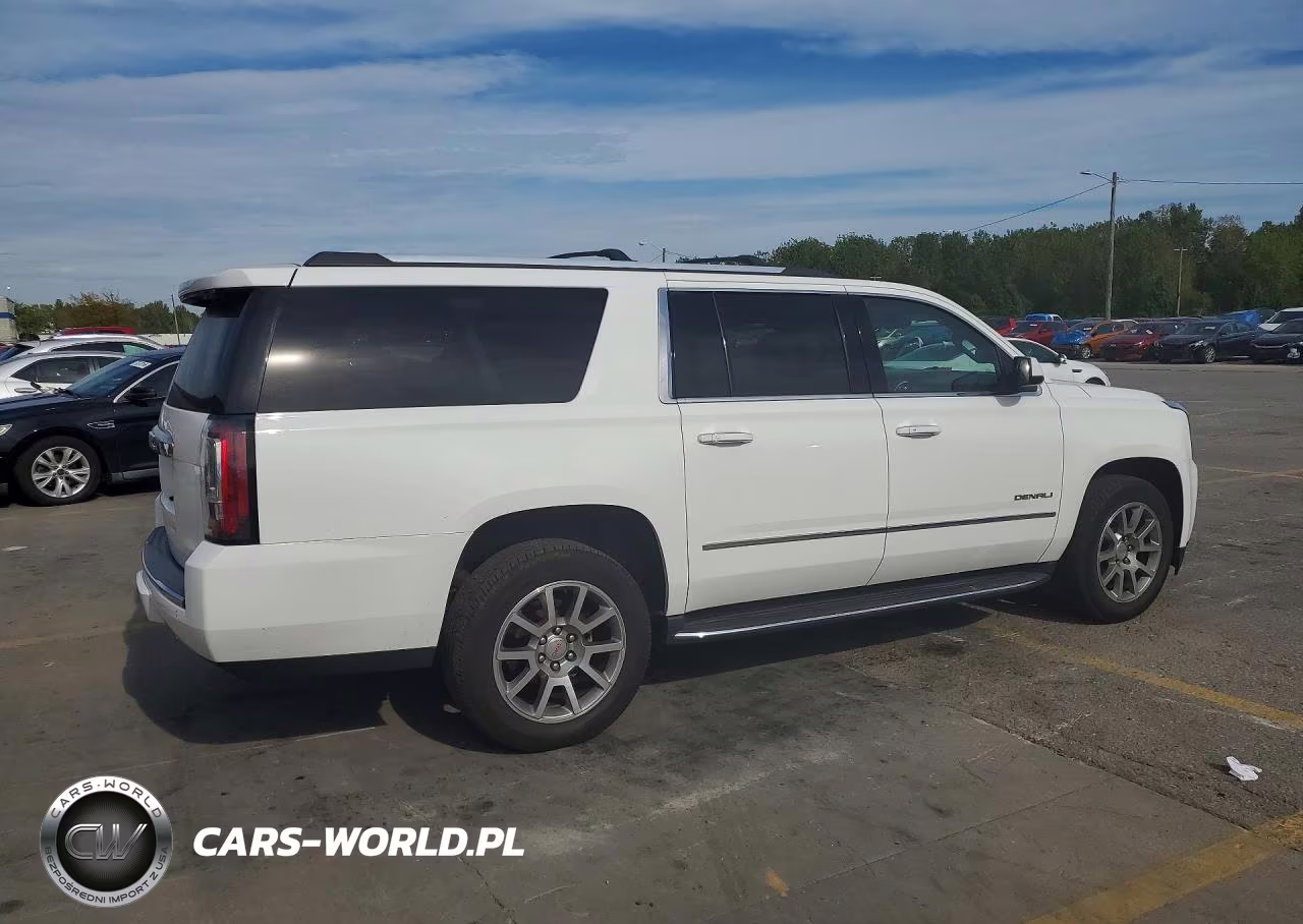 2020 GMC Yukon Xl Denali VIN:1GKS2HKJ5LR200044 - 3