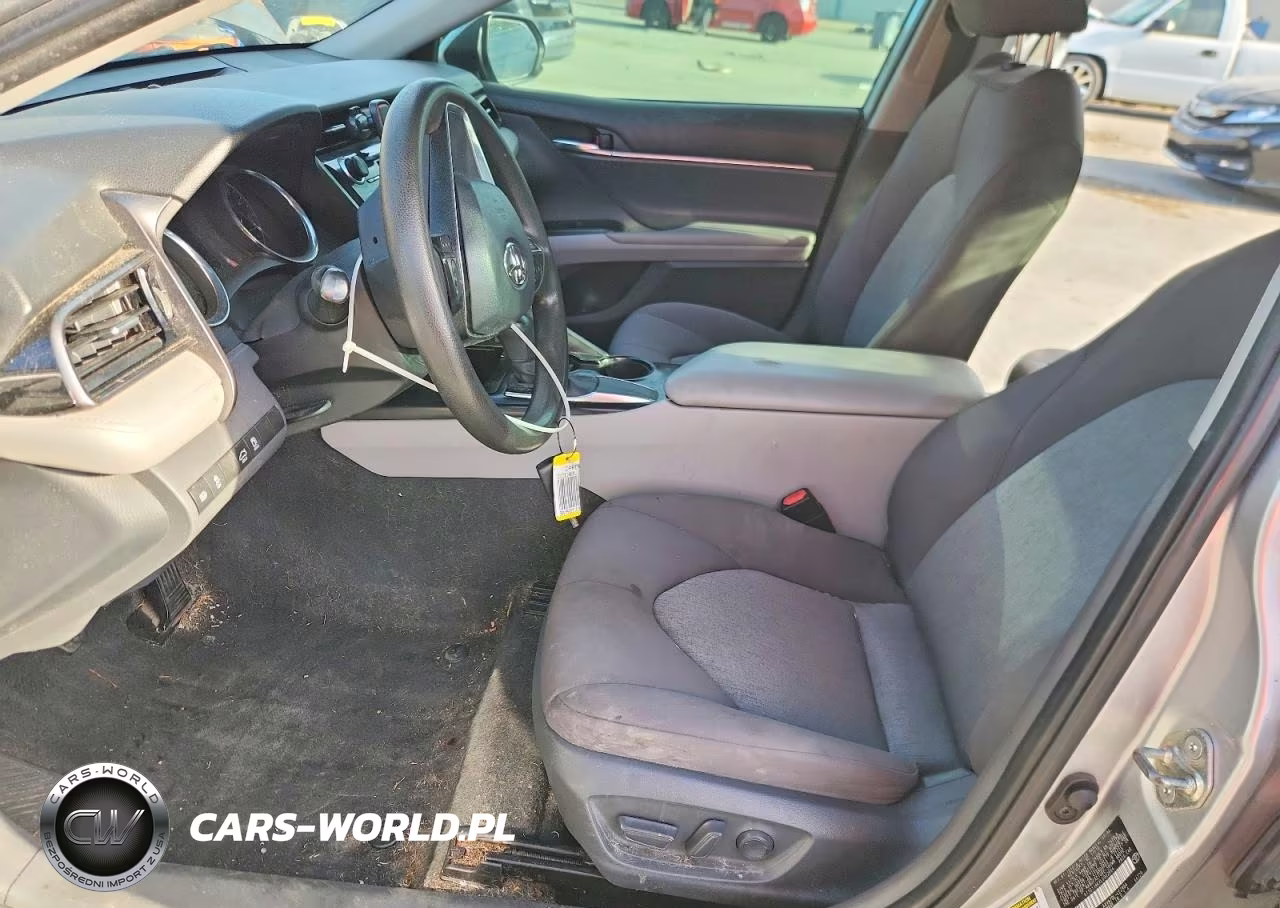 2020 Toyota Camry Le VIN:4T1C11AKXLU902664 - 7