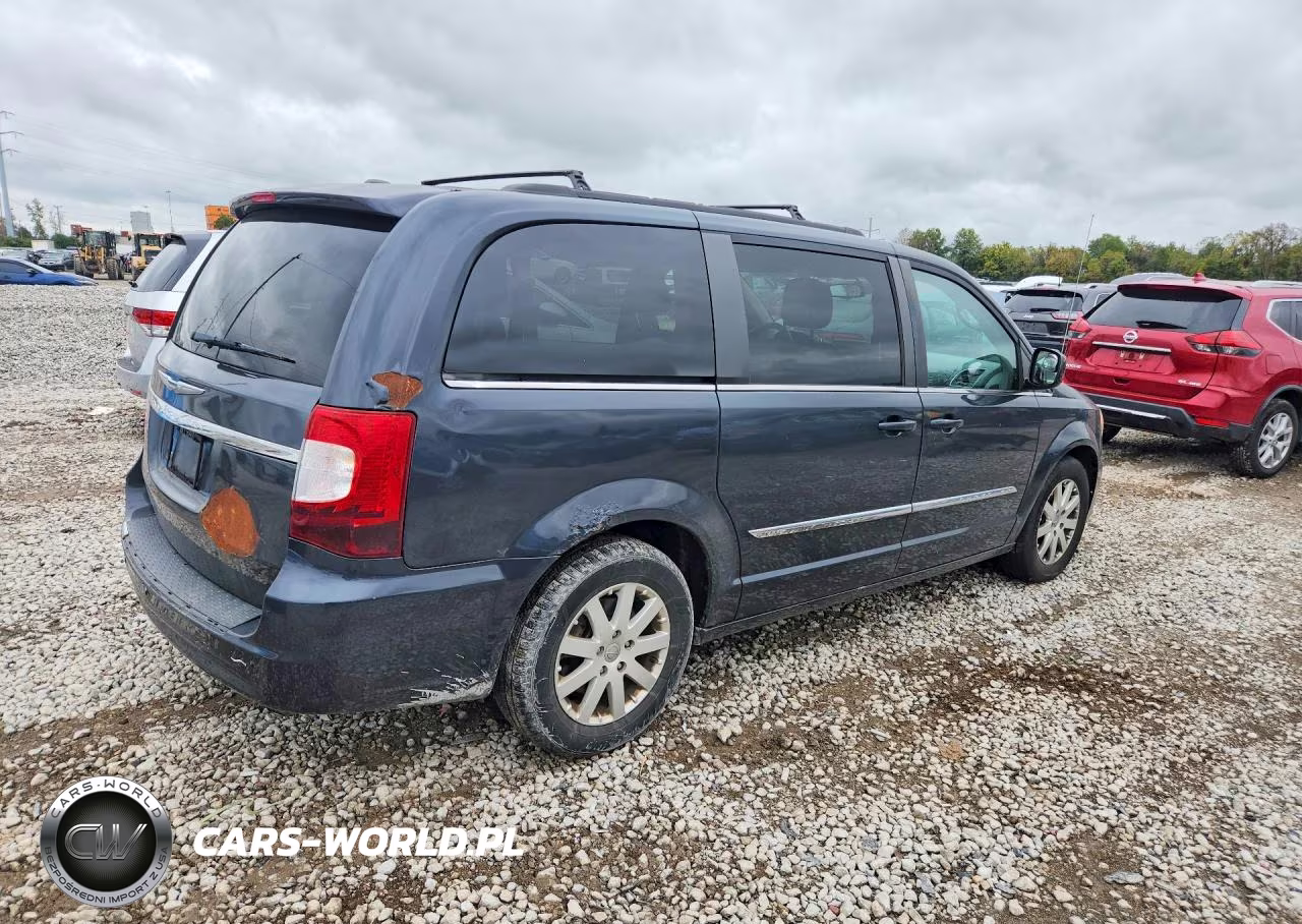 2014 Chrysler Town & Country Touring VIN:2C4RC1BG1ER215544 - 3