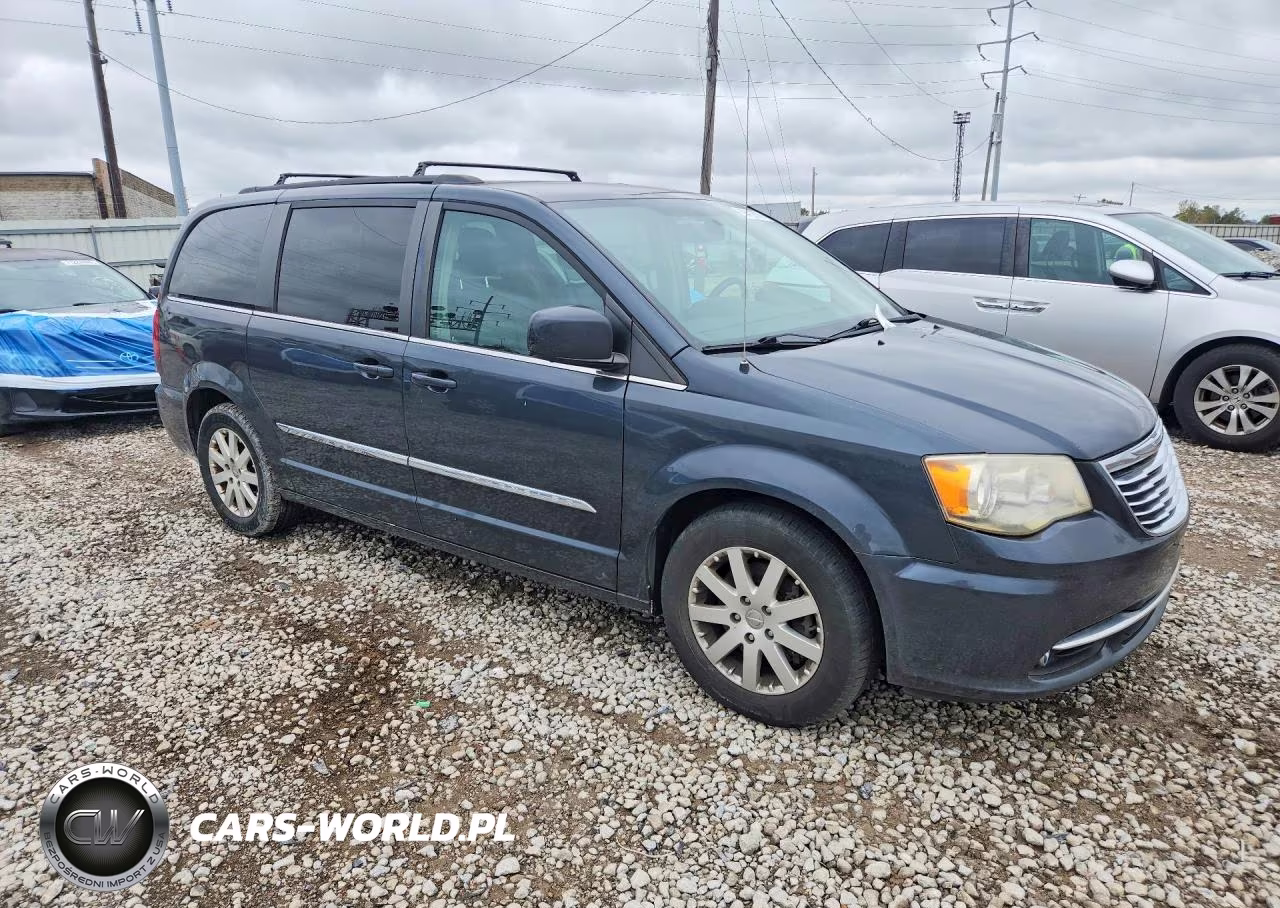 2014 Chrysler Town & Country Touring VIN:2C4RC1BG1ER215544 - 4
