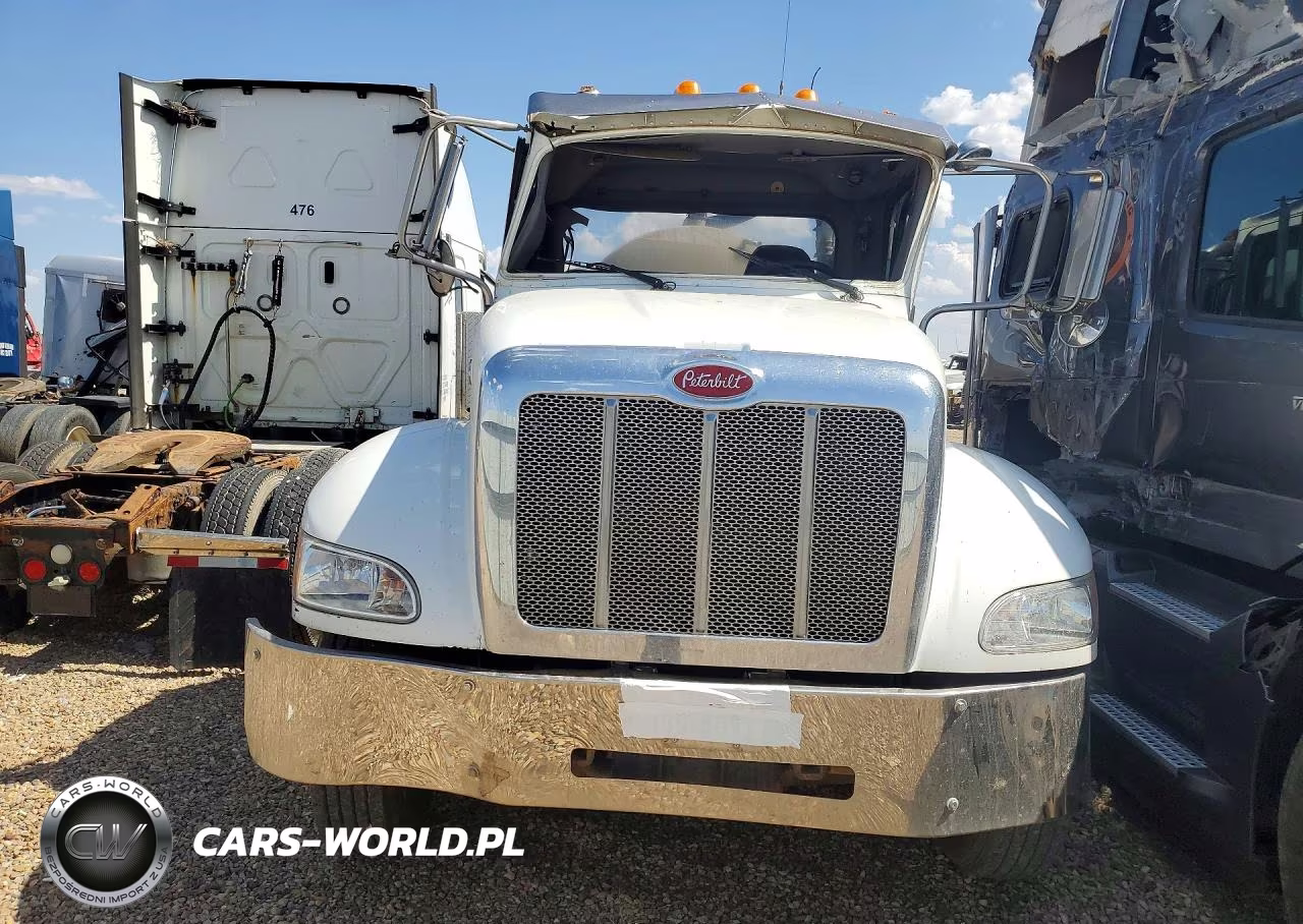 2018 Peterbilt 337 VIN:2NP2HJ6X6JM415056 - 5