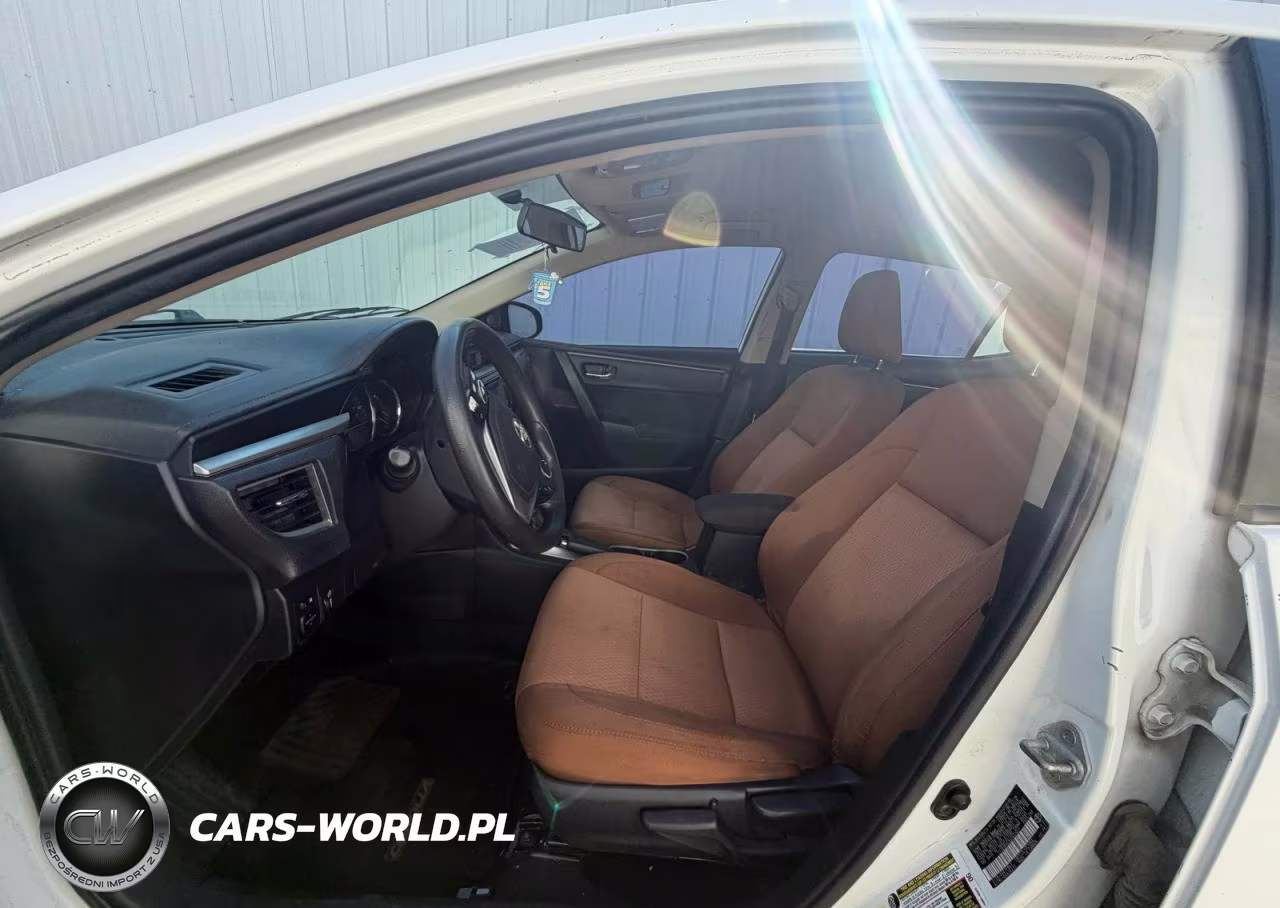 2016 Toyota Corolla Le VIN:2T1BURHE9GC607631 - 5