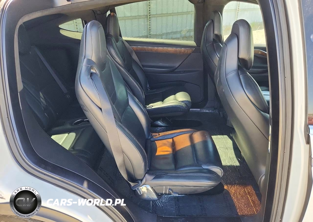 2017 Tesla Model X VIN:5YJXCBE27HF059233 - 10