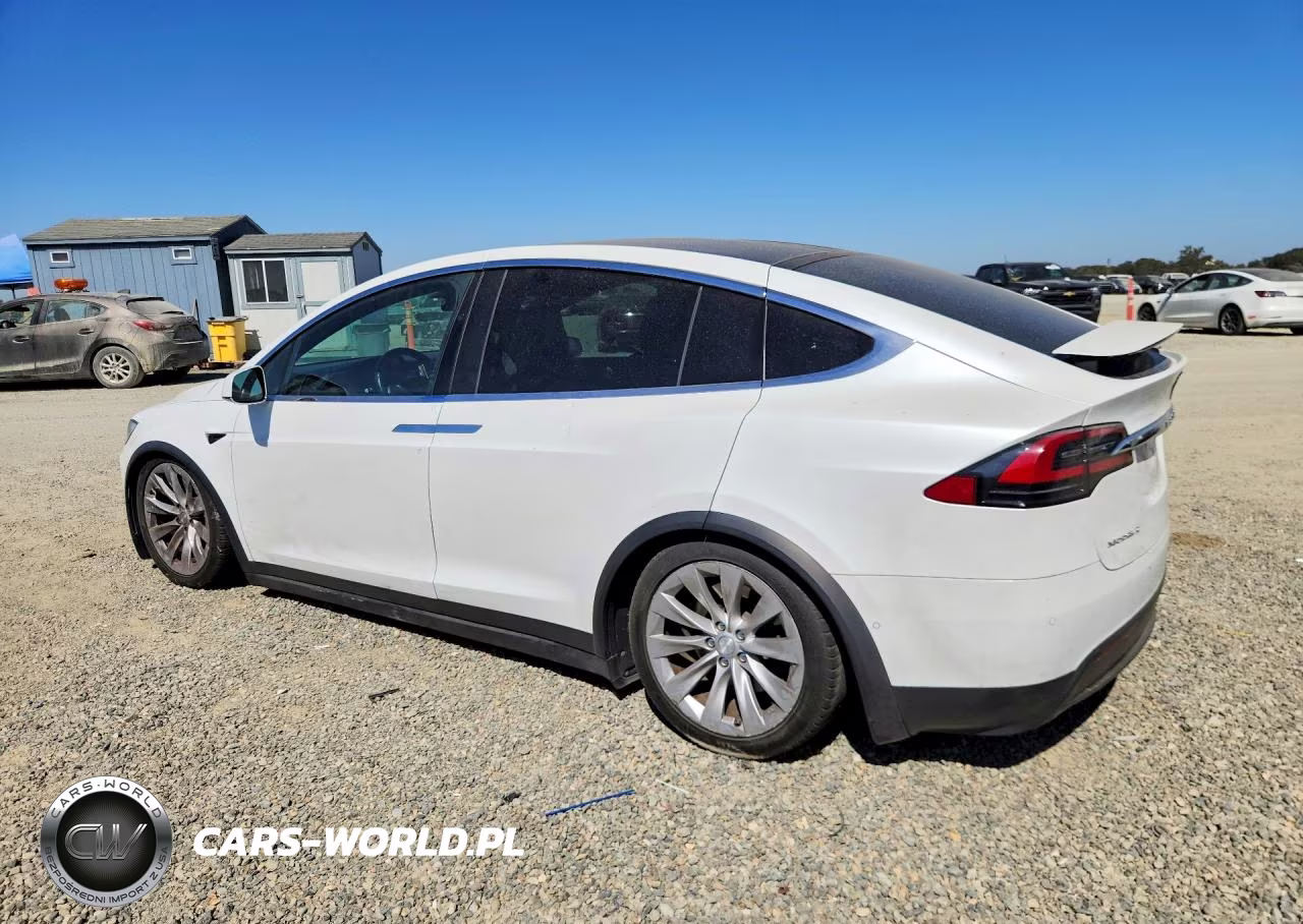 2017 Tesla Model X VIN:5YJXCBE27HF059233 - 2