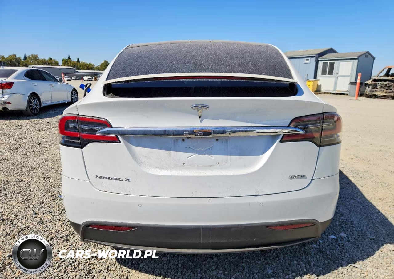 2017 Tesla Model X VIN:5YJXCBE27HF059233 - 6