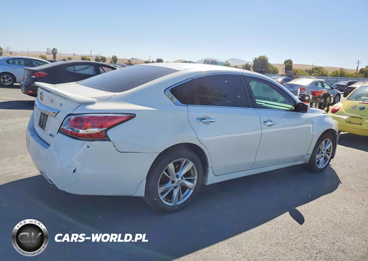 2013 Nissan Altima 2.5 VIN:1N4AL3AP4DN487212 - 3