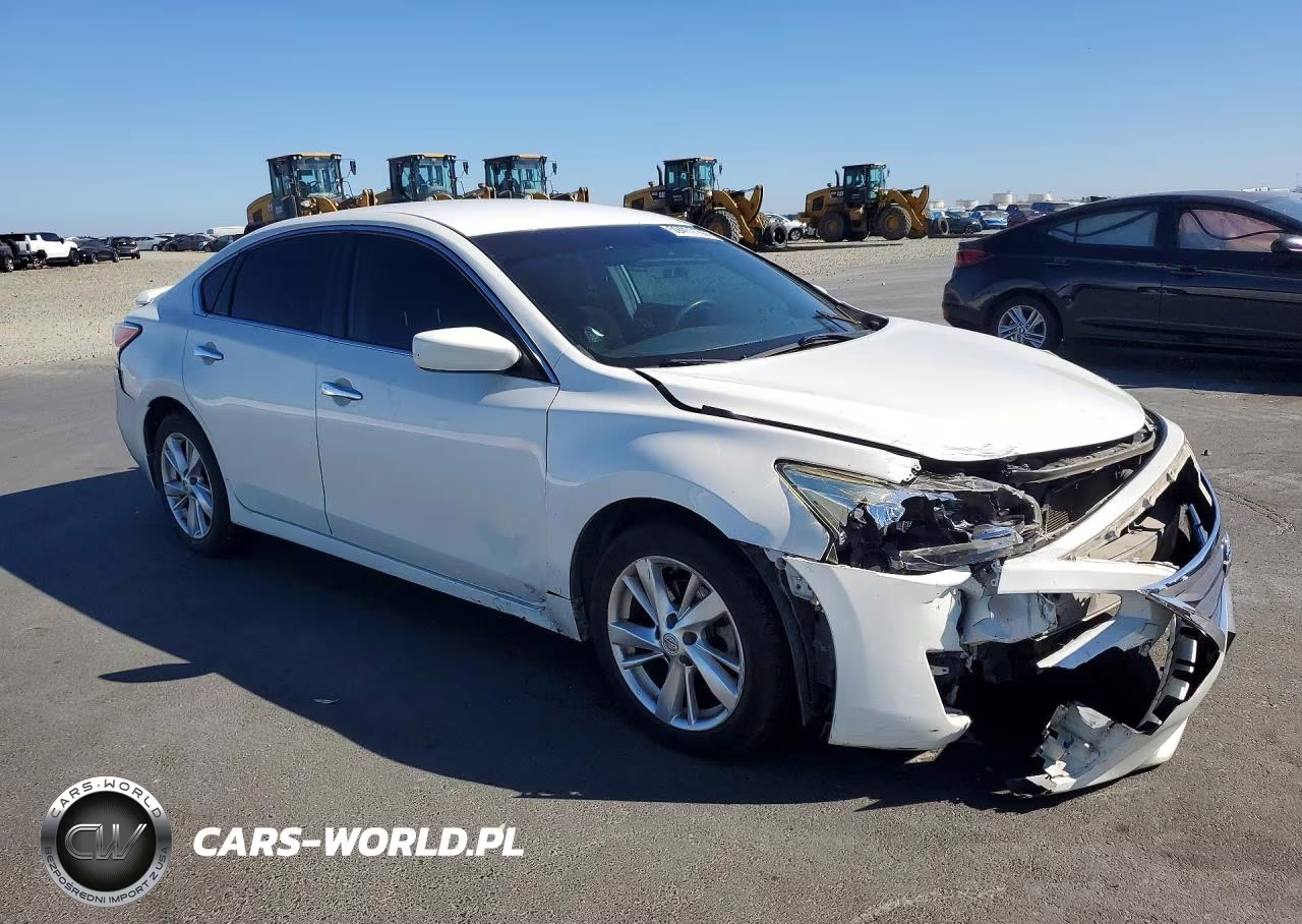 2013 Nissan Altima 2.5 VIN:1N4AL3AP4DN487212 - 4