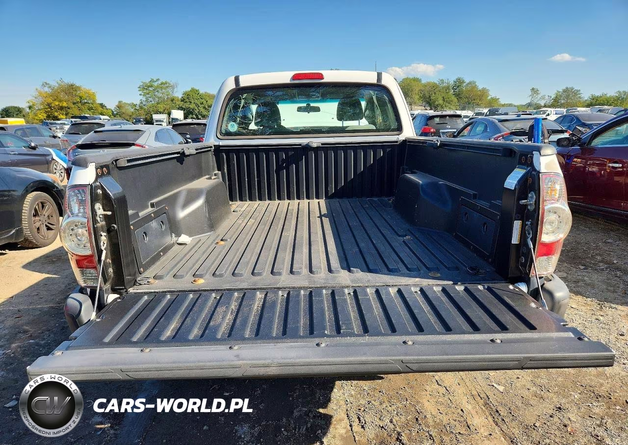 2015 Toyota Tacoma Base VIN:5TFUX4EN4FX033382 - 10