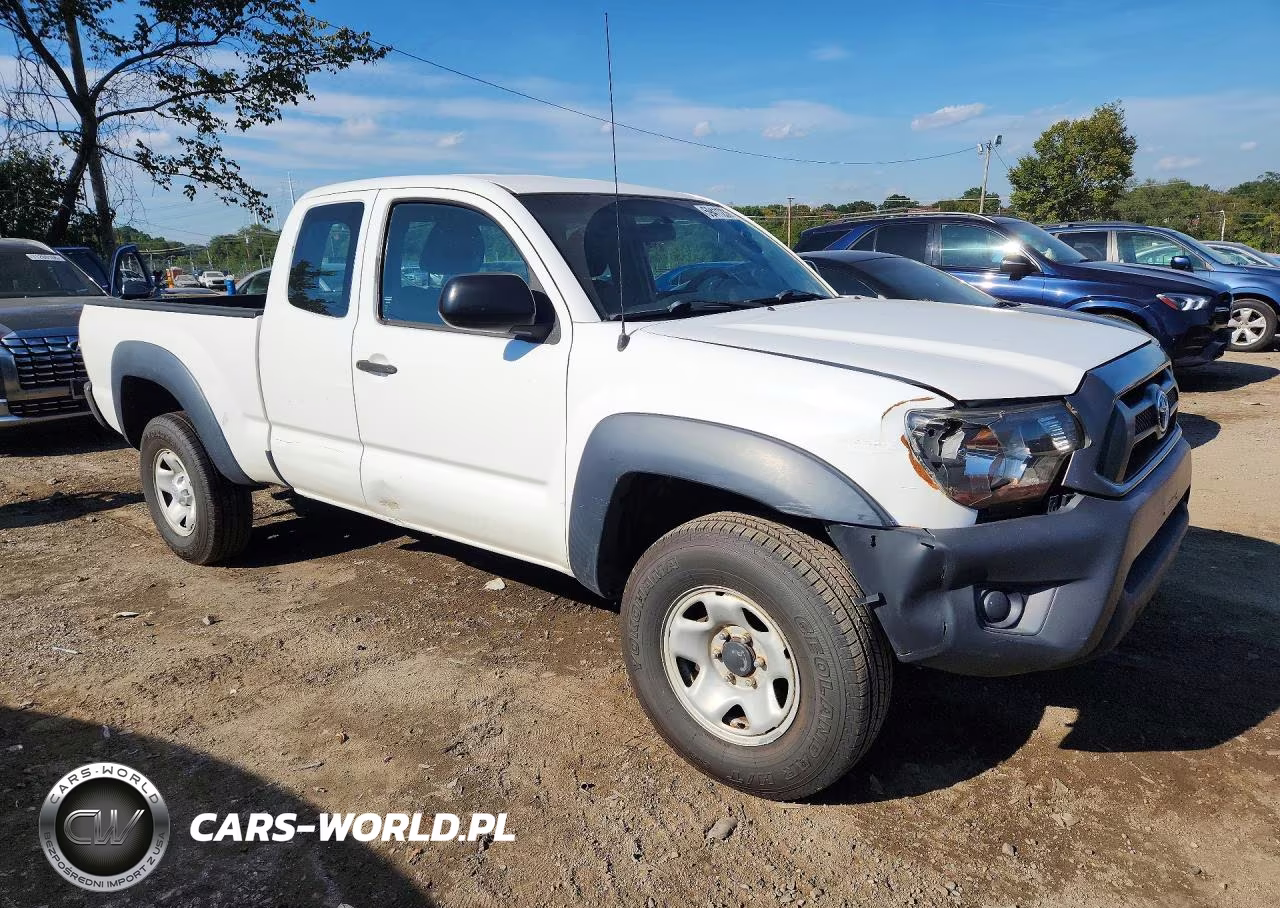 2015 Toyota Tacoma Base VIN:5TFUX4EN4FX033382 - 4