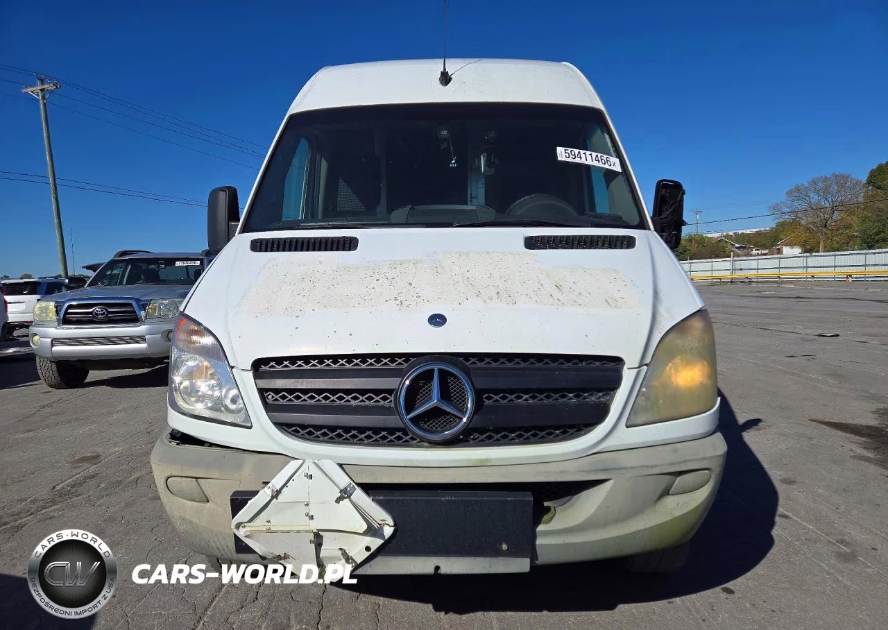 2011 Mercedes-Benz Sprinter 2500 Delivery Van VIN:WD3PE8CB5B5601884 - 5