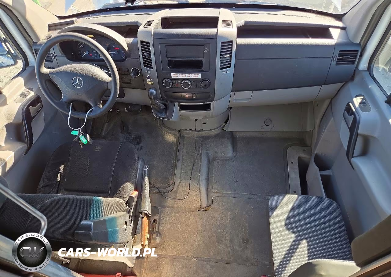 2011 Mercedes-Benz Sprinter 2500 Delivery Van VIN:WD3PE8CB5B5601884 - 8