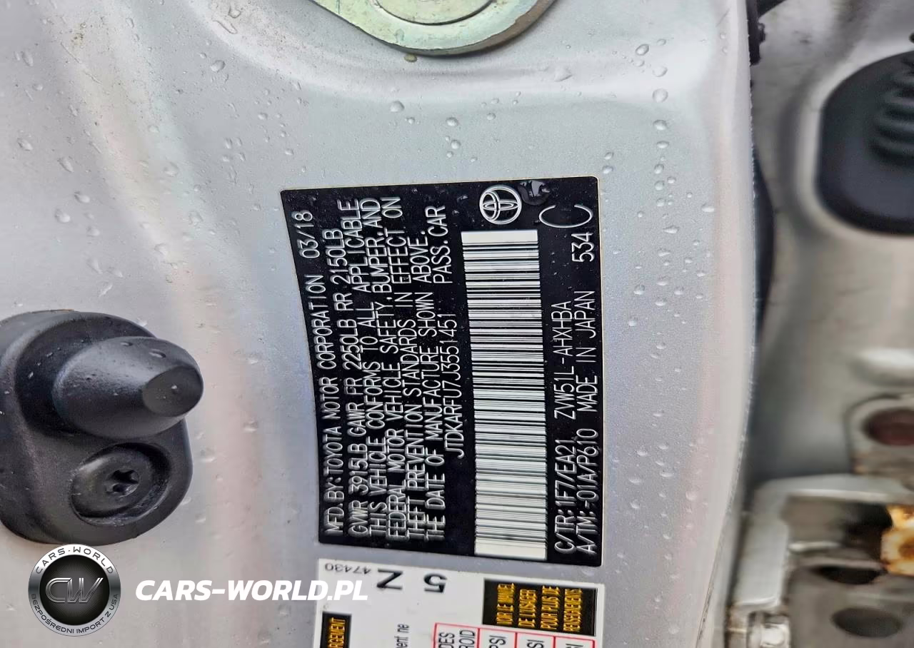 2018 Toyota Prius Three Touring VIN:JTDKARFU7J3551451 - 12