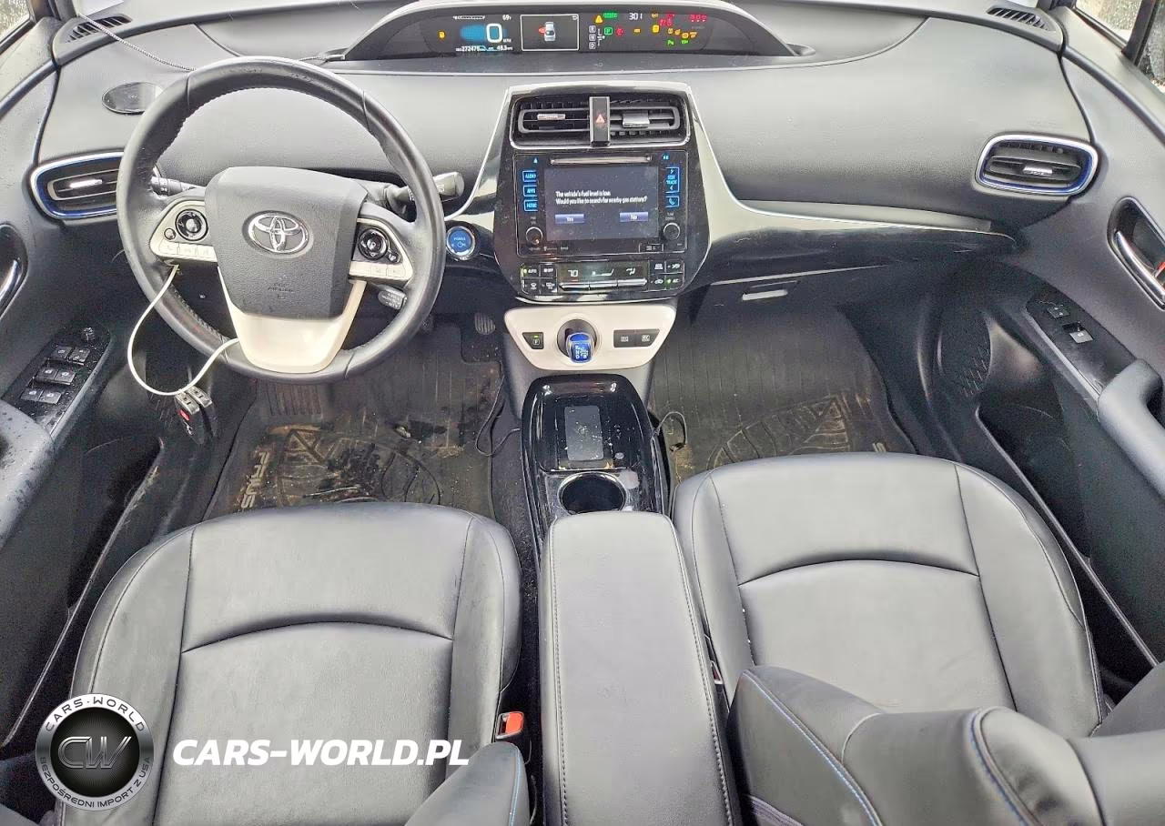 2018 Toyota Prius Three Touring VIN:JTDKARFU7J3551451 - 8