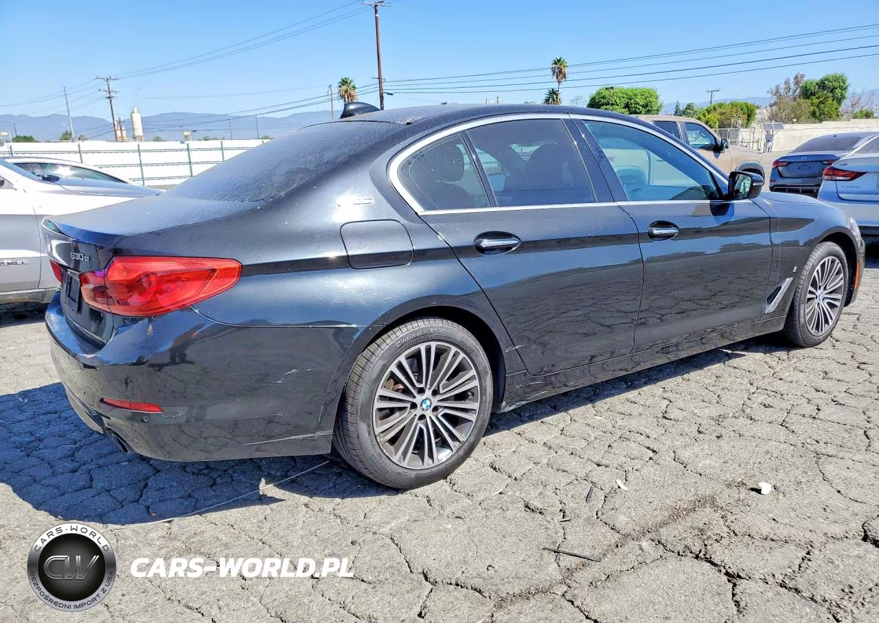 2018 BMW 530Xe VIN:WBAJB1C55JB084265 - 3