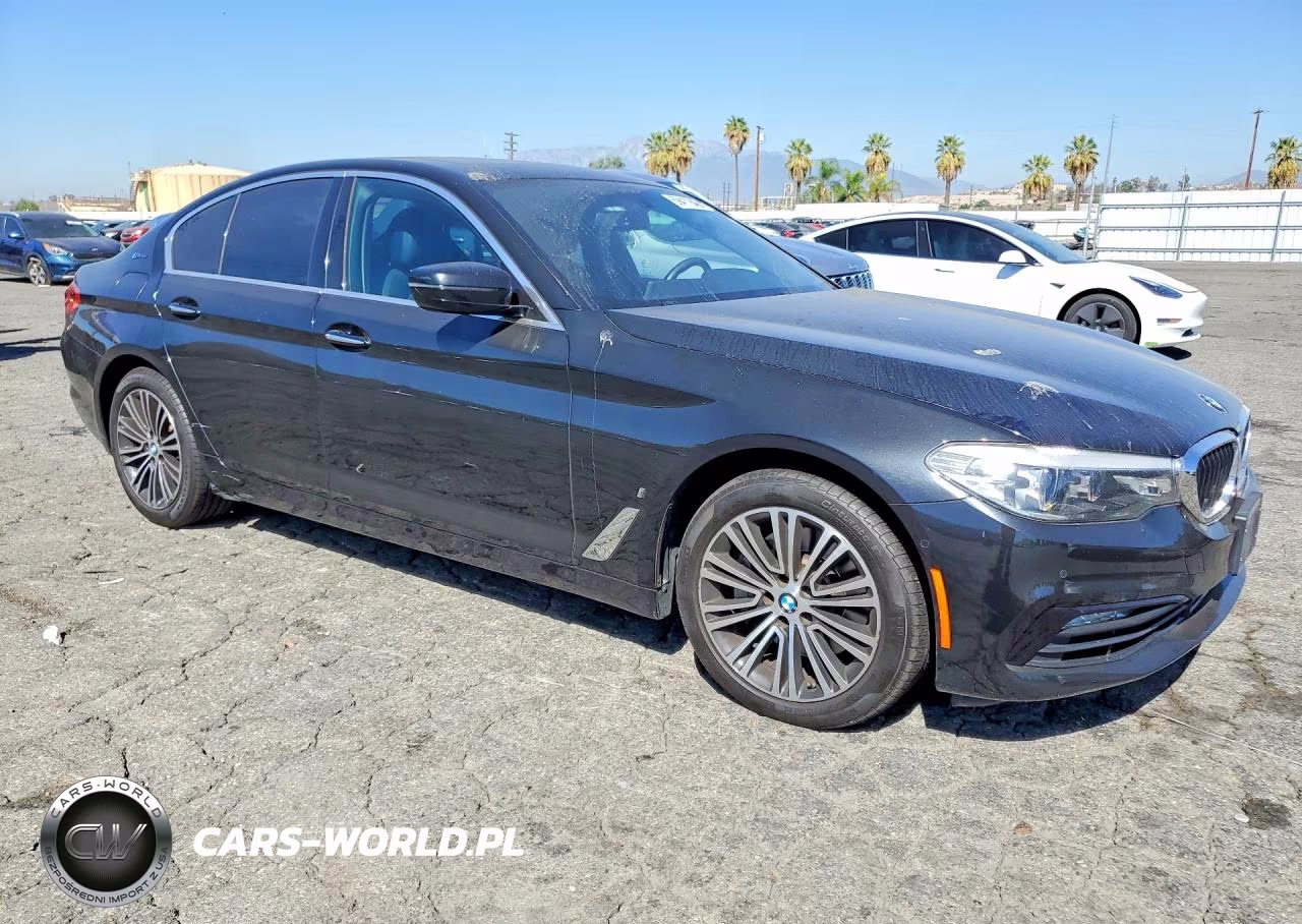 2018 BMW 530Xe VIN:WBAJB1C55JB084265 - 4