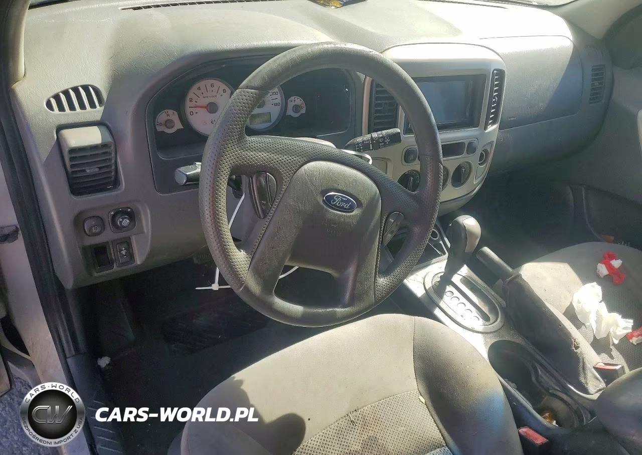 2005 Ford Escape Xlt VIN:1FMYU03155KC92845 - 8
