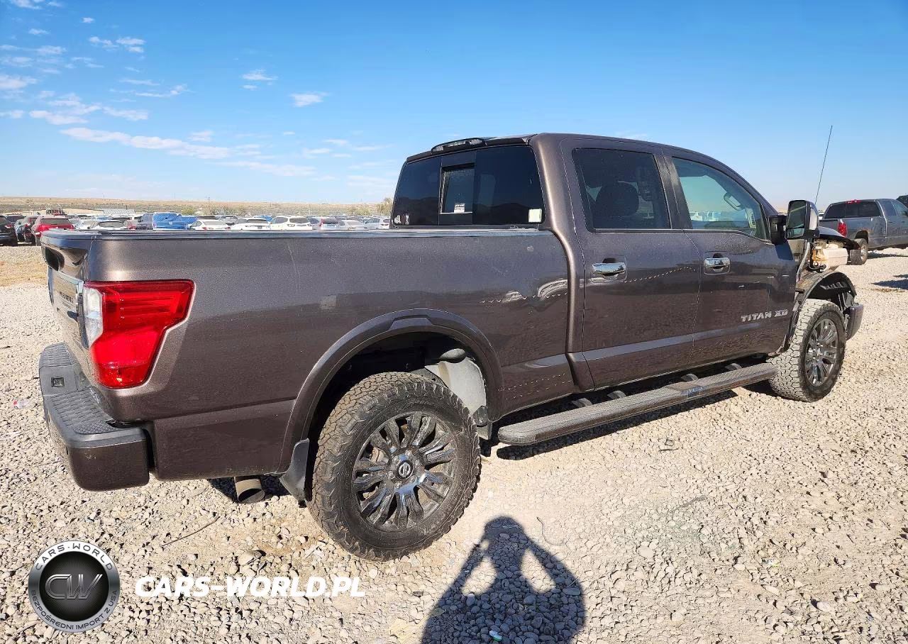 2016 Nissan Titan Xd Platinum Reserve Diesel VIN:1N6BA1F42GN513802 - 3