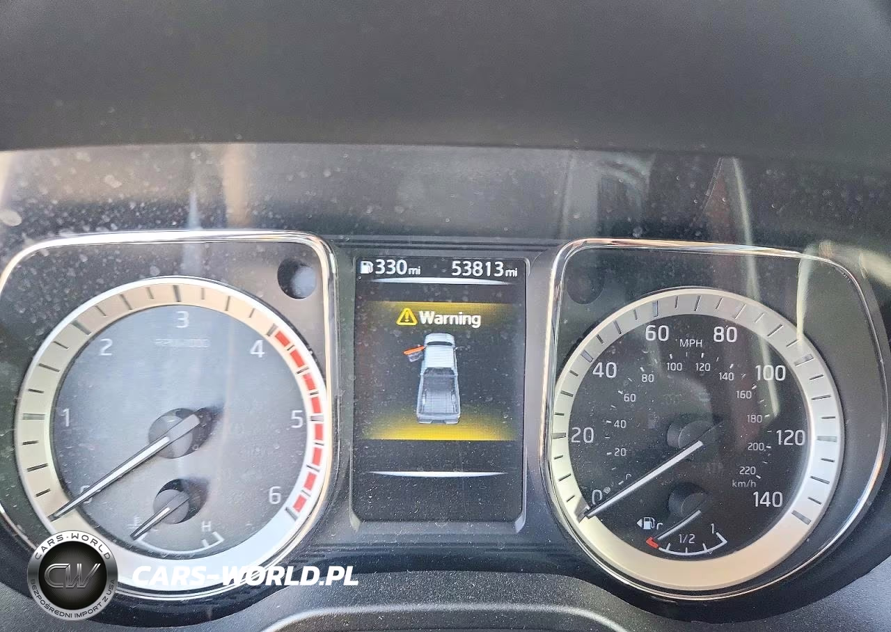 2016 Nissan Titan Xd Platinum Reserve Diesel VIN:1N6BA1F42GN513802 - 9