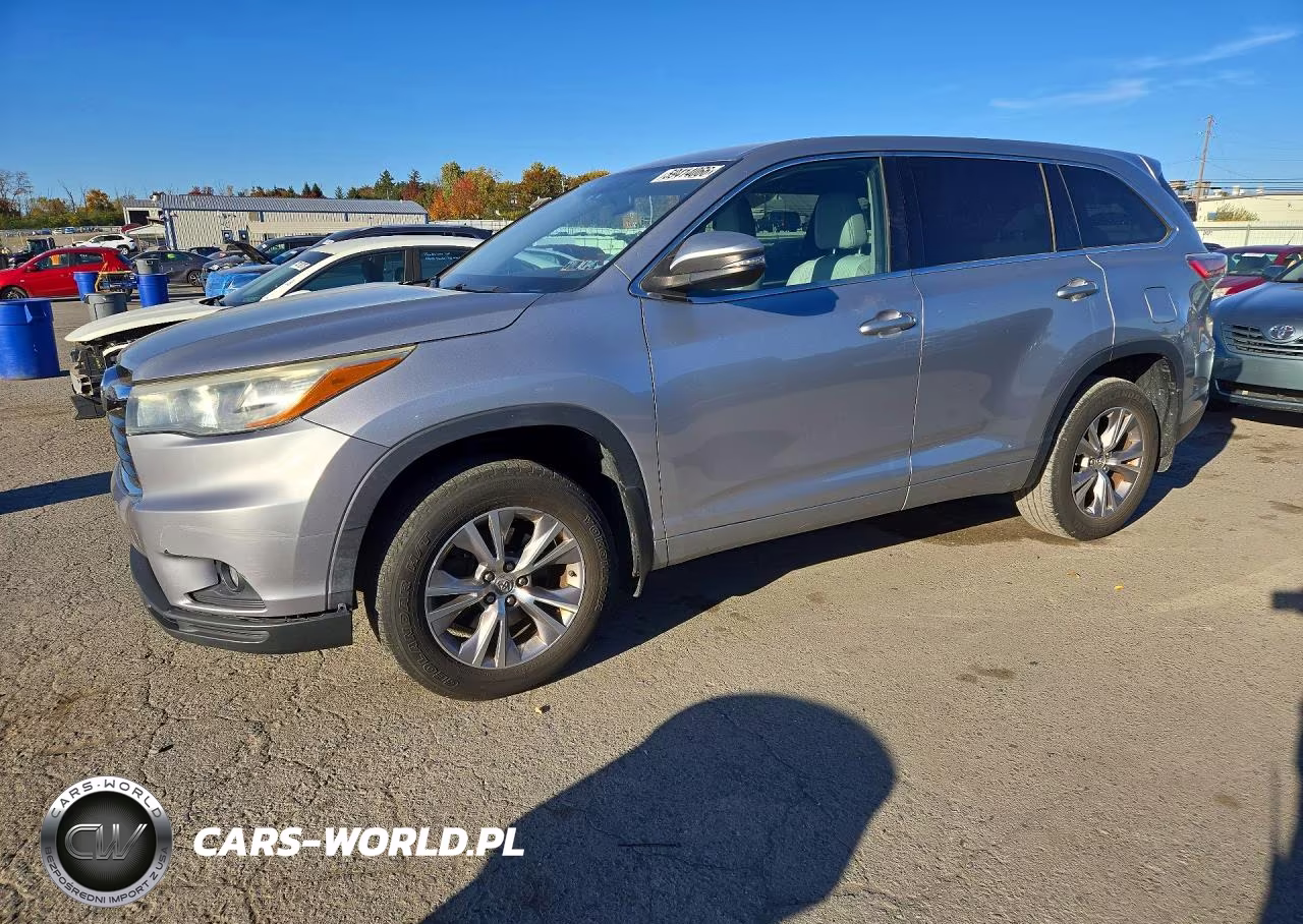 2015 Toyota Highlander Le Plus VIN:5TDBKRFH1FS131139 - 1