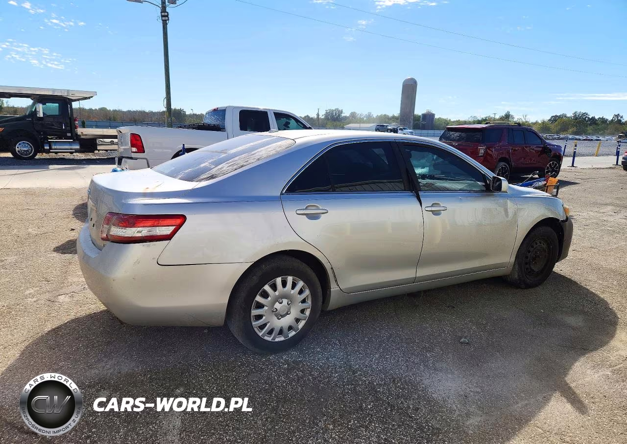 2011 Toyota Camry Le VIN:4T1BF3EK7BU166087 - 3