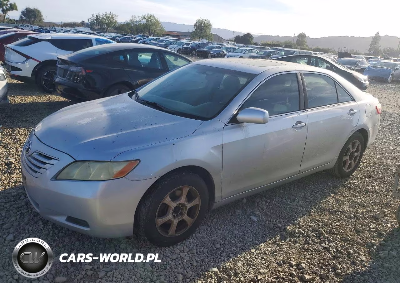 2007 Toyota Camry Le – zdjęcie 1 z 12