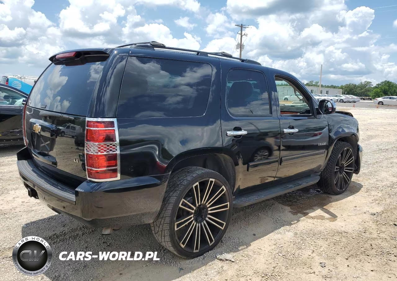 2013 Chevrolet Tahoe C1500 Lt VIN:1GNSCBE0XDR245367 - 3