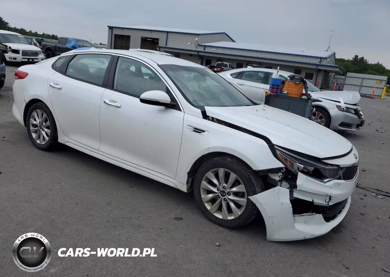2018 Kia Optima Lx VIN:5XXGT4L39JG263932 - 4