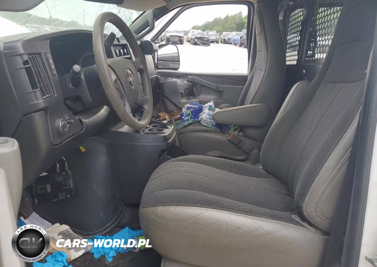2019 GMC Savana G2500 VIN:1GTW7AFG4K1367092 - 7