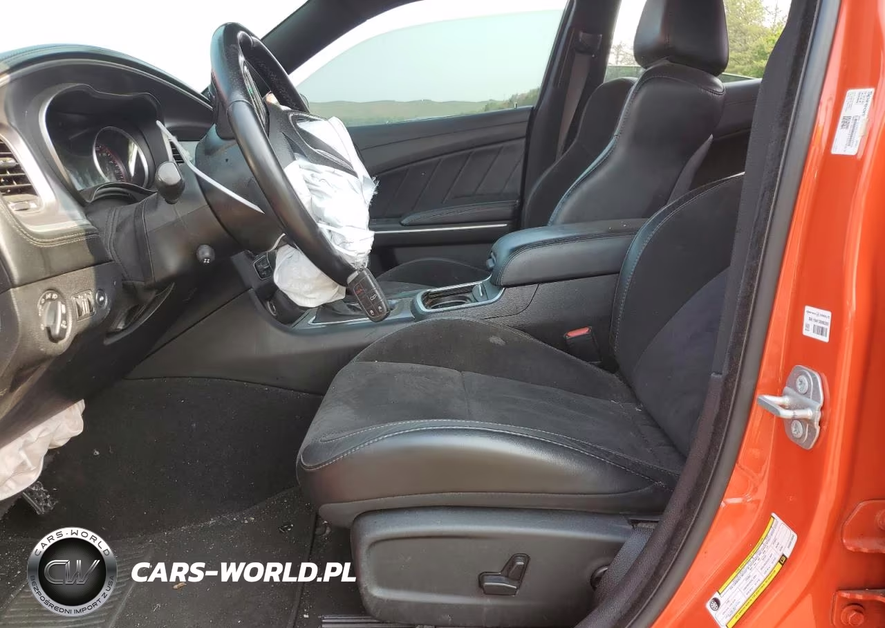 2019 Dodge Charger Scat Pack VIN:2C3CDXGJ2KH661900 - 7