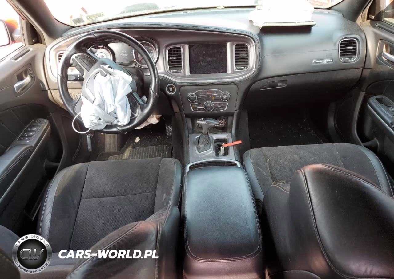 2019 Dodge Charger Scat Pack VIN:2C3CDXGJ2KH661900 - 8