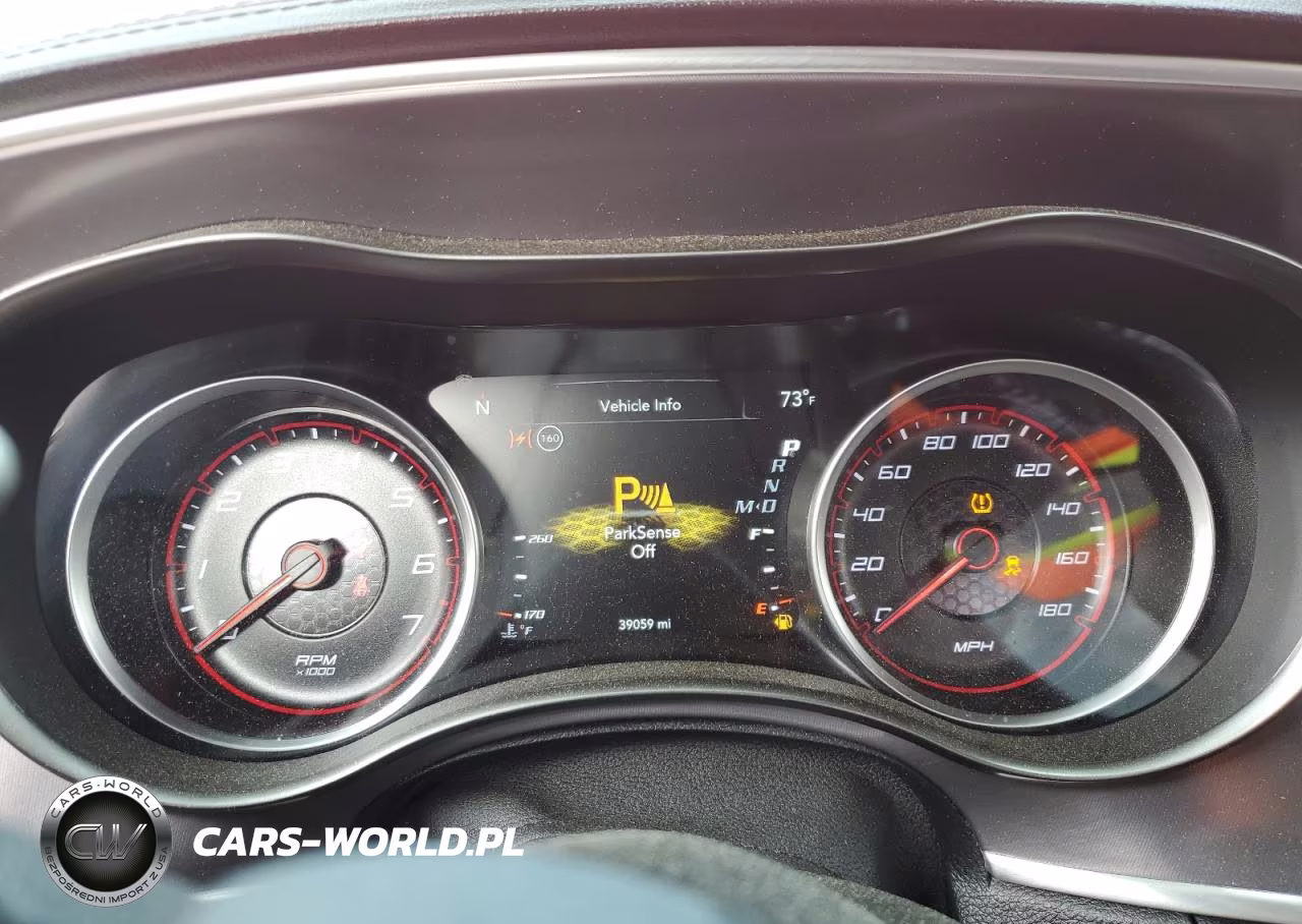 2019 Dodge Charger Scat Pack VIN:2C3CDXGJ2KH661900 - 9