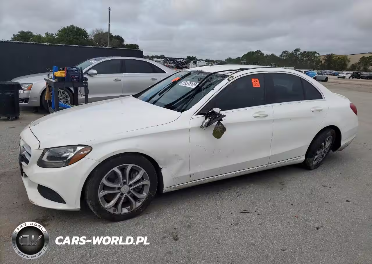 2015 Mercedes-Benz C 300