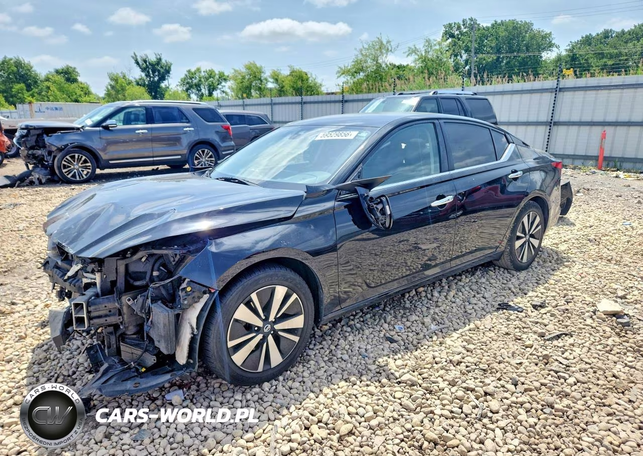 2021 Nissan Altima Sv