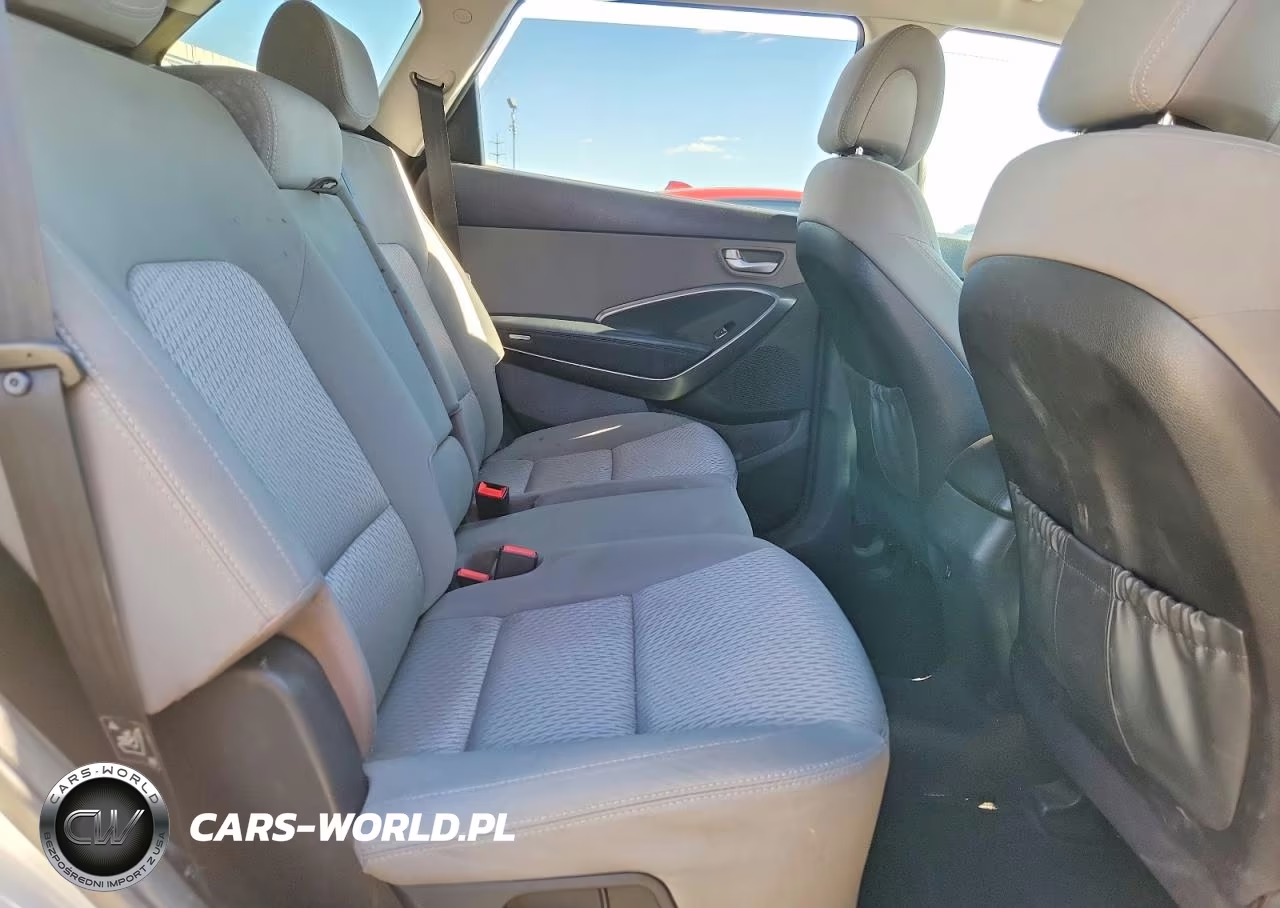 2017 Hyundai Santa Fe Se VIN:KM8SM4HF1HU205615 - 10