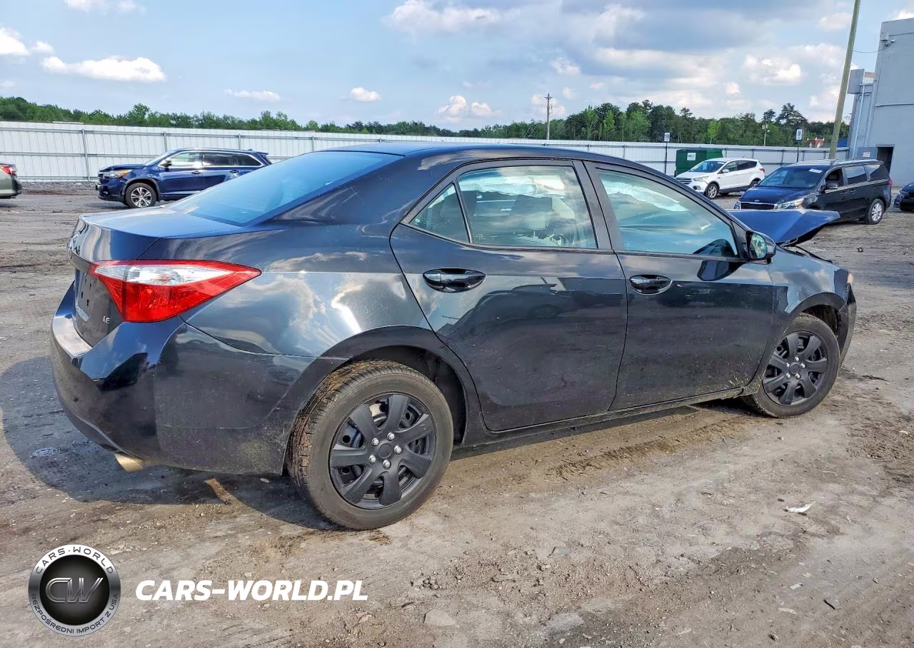 2016 Toyota Corolla Le VIN:2T1BURHE1GC608529 - 3