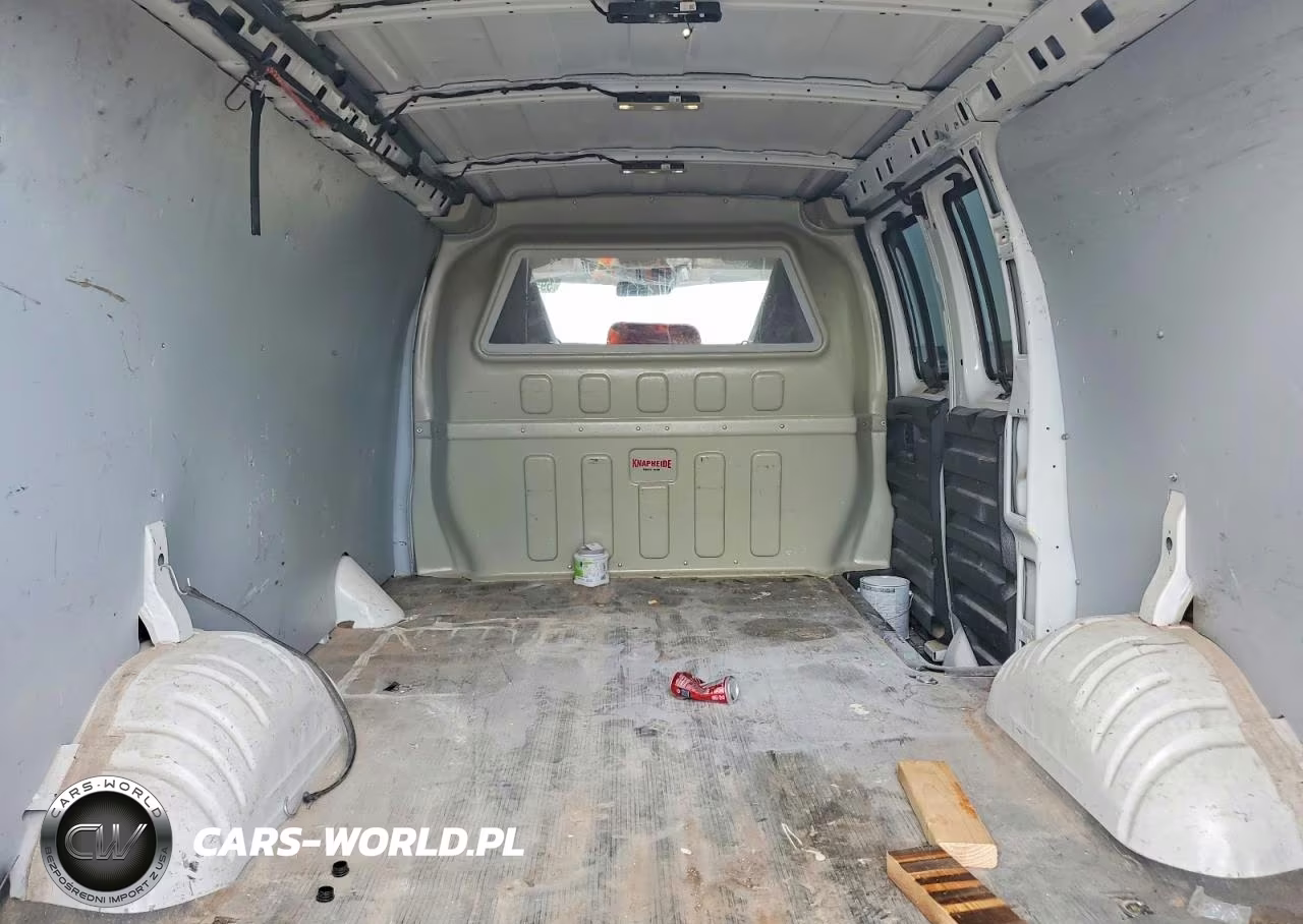 2021 Chevrolet Express 2500 Cargo Delivery Van VIN:1GCWGAFP8M1219630 - 10